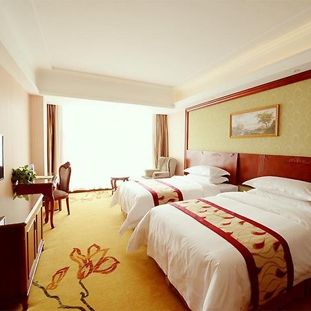 Vienna Hotel Shanghai Jiading New City Exterior photo