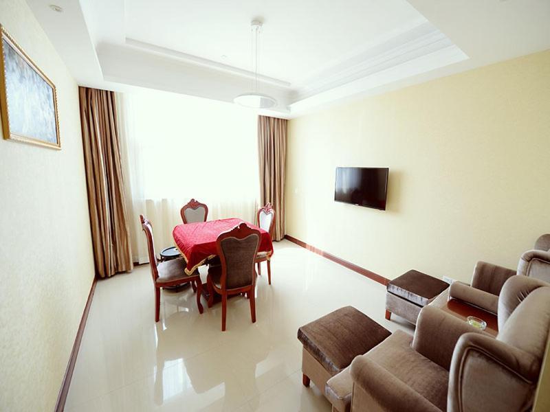 Vienna Hotel Shanghai Jiading New City Exterior photo